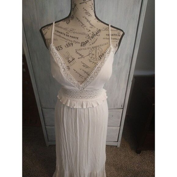 Shero  Lace Ruffled  maxi sleeveless  dress Md White Boho Cottage Core Beachy - Picture 3 of 11